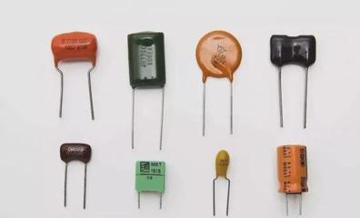 不識字母也能進廠工作嗎？—— 以電容器生產為例的務實指南